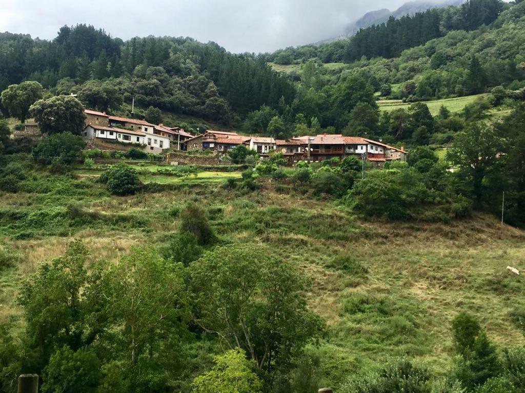 La Casuca De Pumarena Villa Eksteriør billede